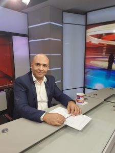 سرقة العقول… من لصّ النص إلى سارق الهوية!